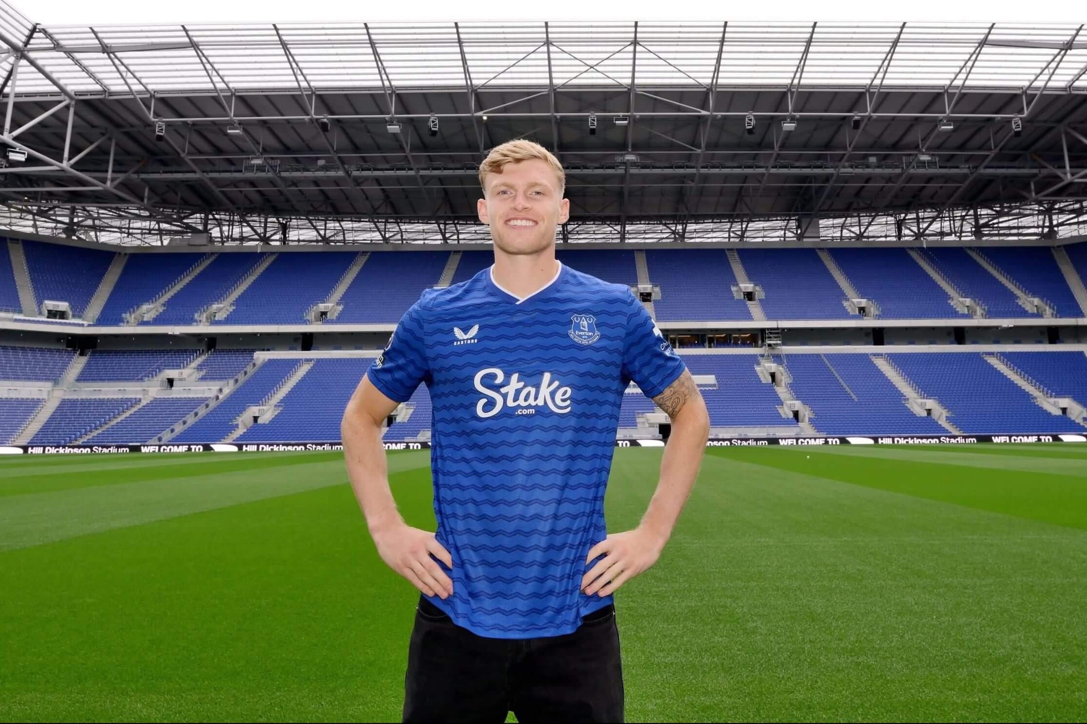 Everton ràng buộc trụ cột Branthwaite đến năm 2030, khẳng định tham vọng tái thiết